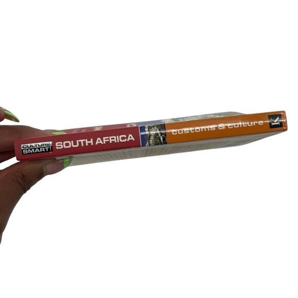 Culture Smart South Africa Travel Book – Customs & Culture – Pocket Guide - Picture 4 of 7